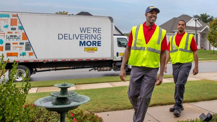 final mile delivery employees