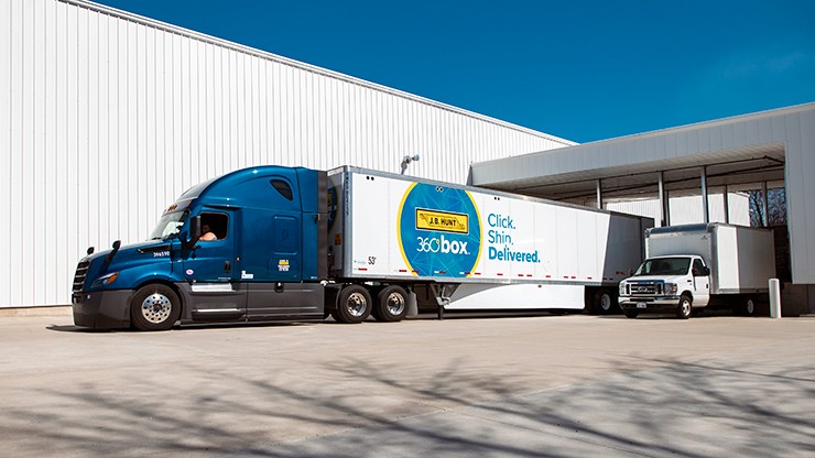 A J.B. Hunt 360box trailer at a warehouse