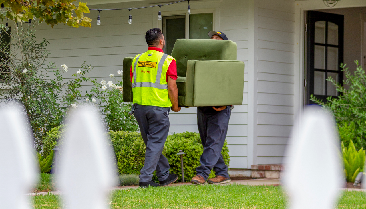 final mile drivers deliver furniture