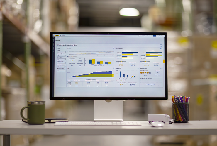 j.b. hunt 360 platform up on a computer monitor in a warehouse